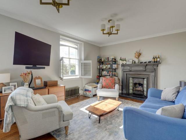 Flat for sale in London Borough of Lewisham, Greater London