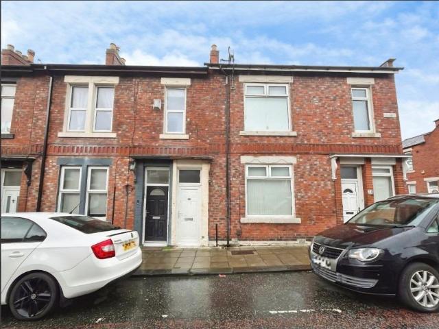Flat for sale in Westoe, South Shields