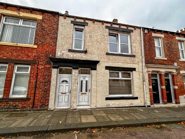 Flat for sale in South Shields, South Tyneside