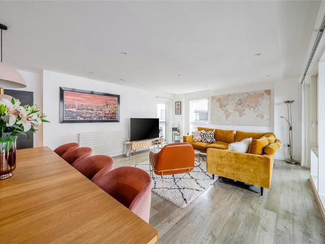 Flat for sale in Greater London
