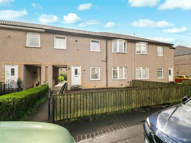 Flat for sale in Cardonald, Scotland