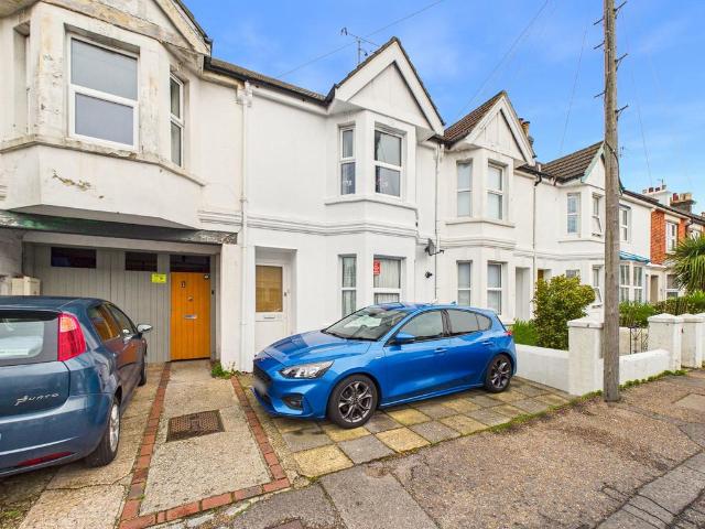 Flat for sale in West Worthing, Worthing