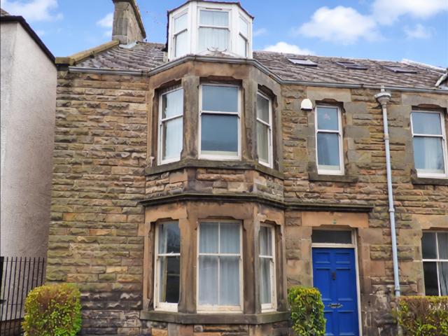 Flat for sale in St Andrews, Scotland