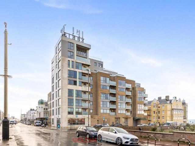 Flat for sale in Aldrington