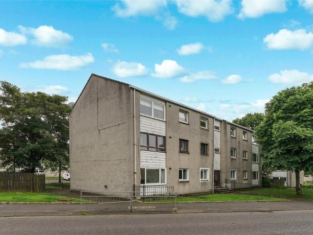 Flat for sale in Maryhill Park, Summerston