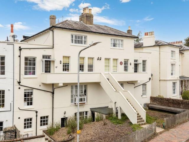 Flat for sale in St James, Sandown Park