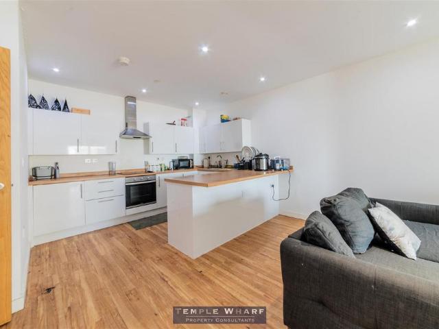 Flat for sale in Chatham Waters, Gillingham