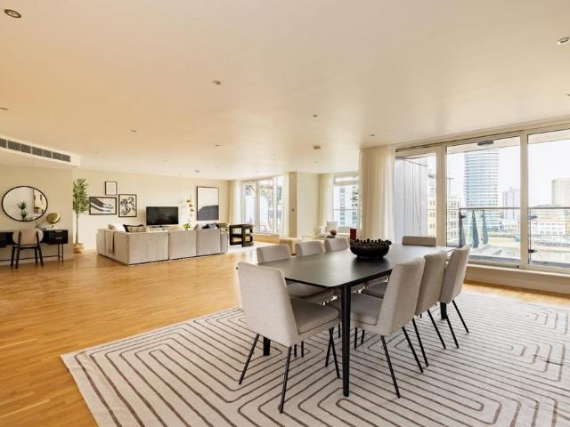 Flat for sale in Imperial Wharf, Greater London