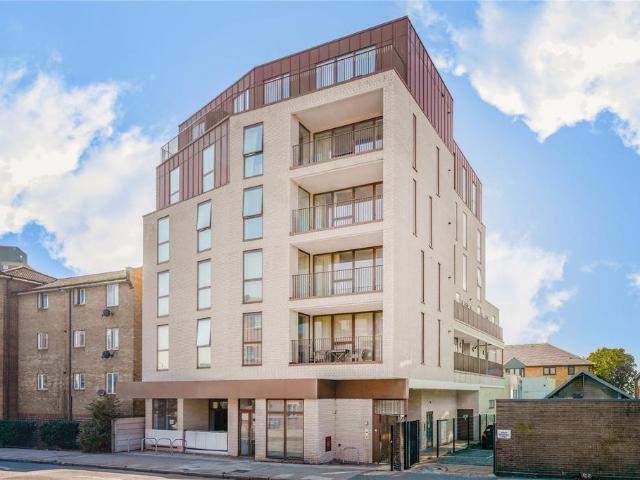 Flat for sale in Mill Meads, Greater London