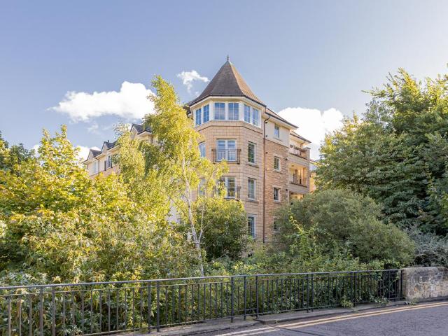 Flat for sale in Canonmills, City of Edinburgh