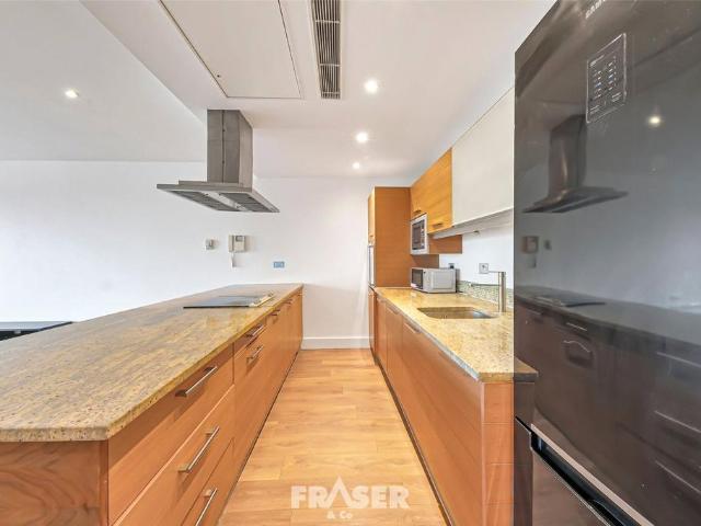 Flat for sale in Paddington, Greater London
