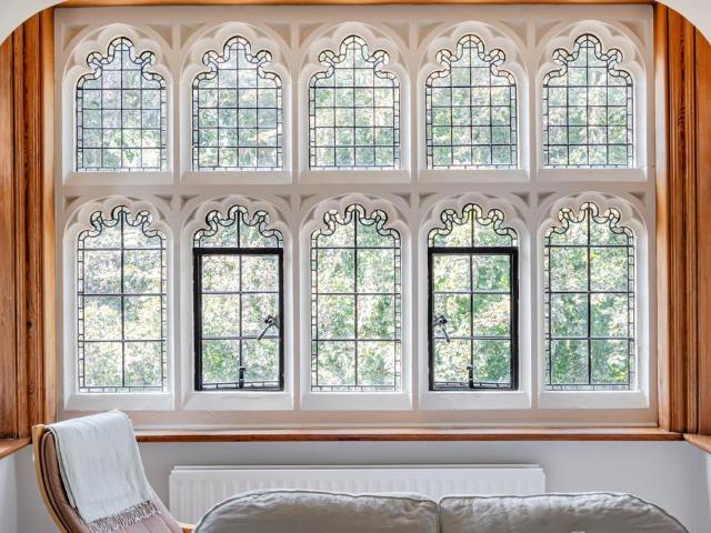Flat for sale in Woking, Surrey