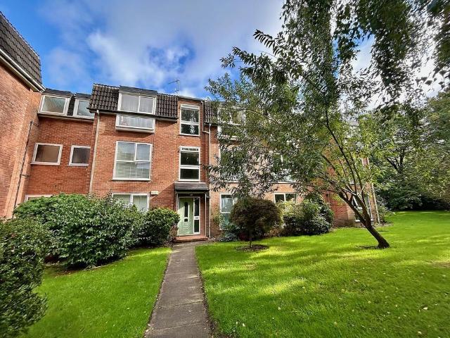 Flat for sale in Georgia, Greater Manchester