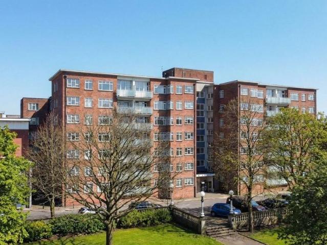 Flat for sale in Southport, Sefton