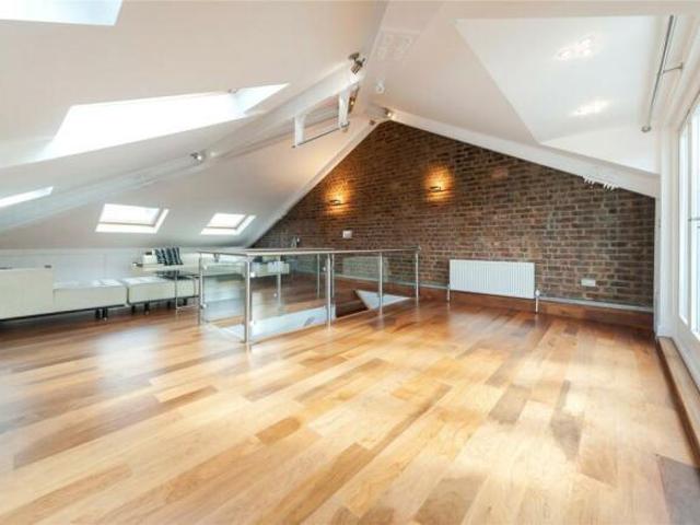 Flat for sale in Belsize Park, Greater London