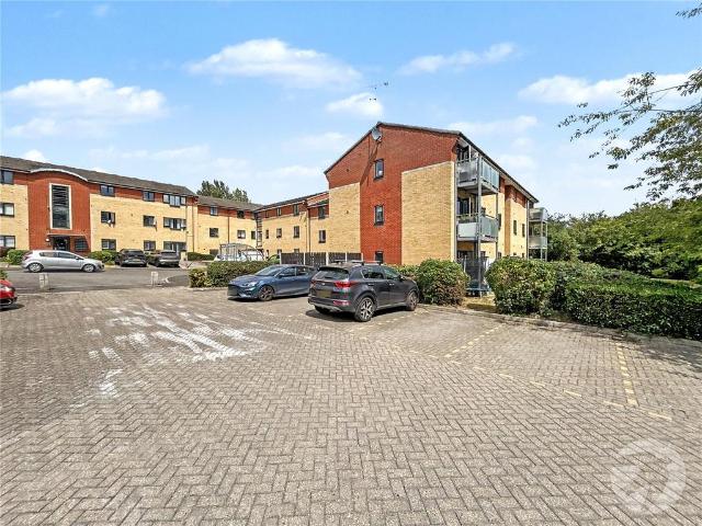 Flat for sale in Frognal, Greater London