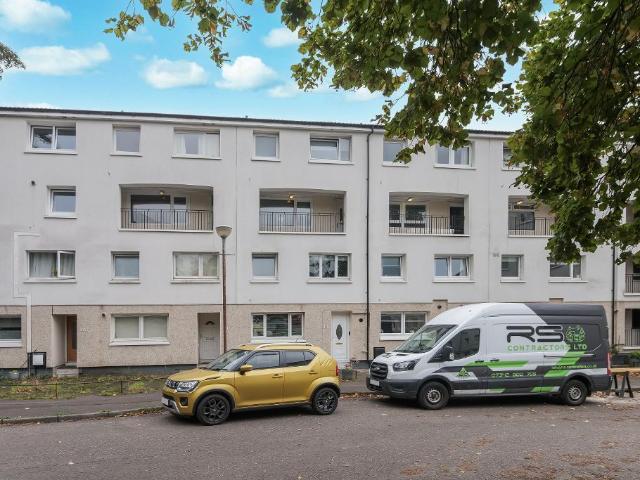 Flat for sale in Thornwood, Glasgow