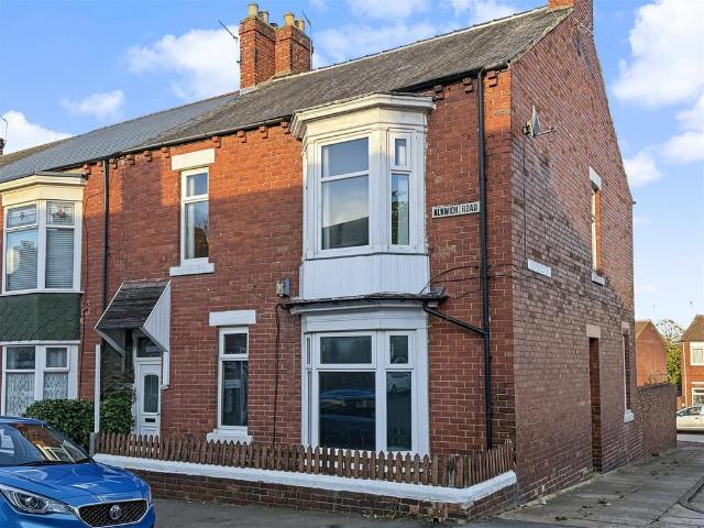 Flat for sale in South Shields, South Tyneside