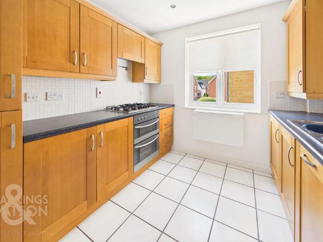 Flat for sale in East Bank, Norfolk