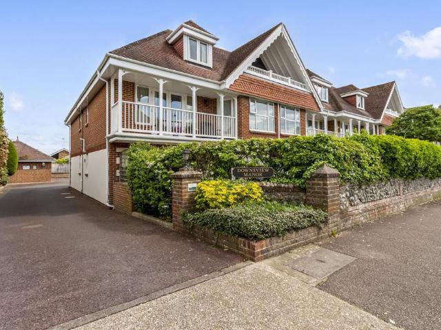 Flat for sale in Worthing, West Sussex