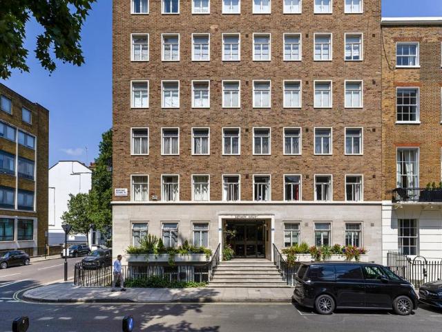 Flat for sale in Marylebone, Greater London