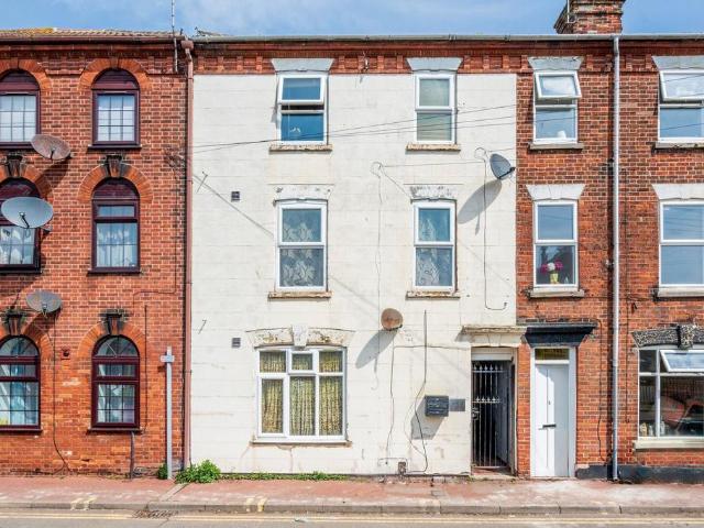 Flat for sale in Northgate, Stokesby