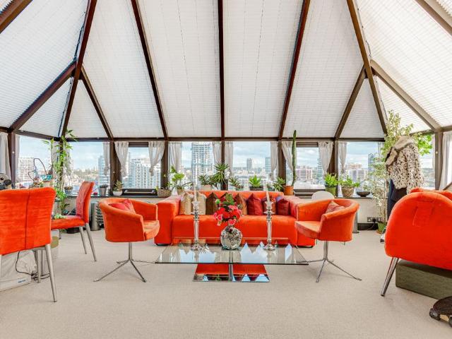 Flat for sale in Sands End, Greater London