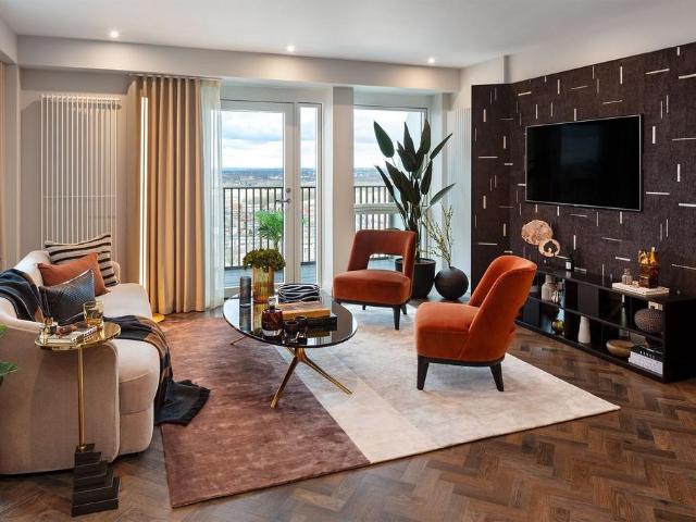 Flat for sale in Canning Town, Greater London