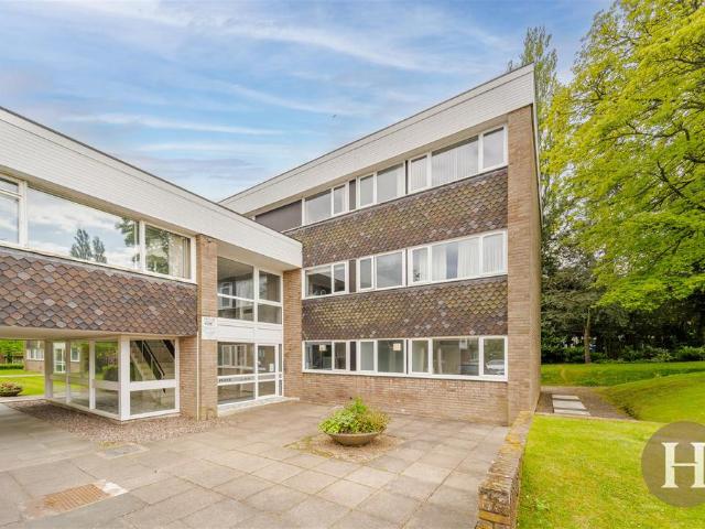 Flat for sale in Edgbaston, West Midlands