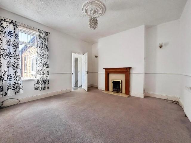 Flat for sale in Westoe, South Shields