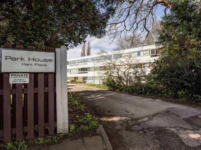 Flat for sale in Golden Valley, Gloucestershire