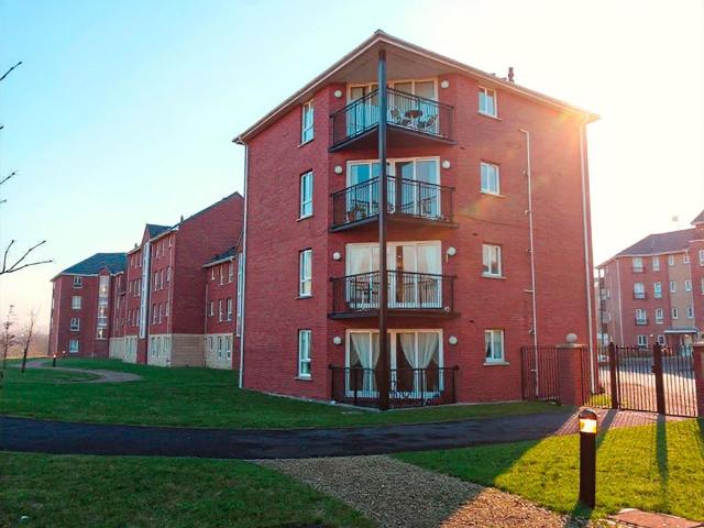 Flat for sale in Calderstones
