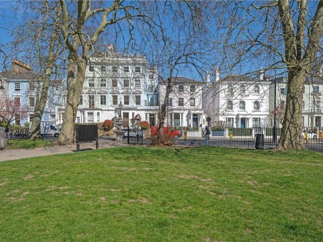 Flat for sale in Chalk Farm, Primrose Hill