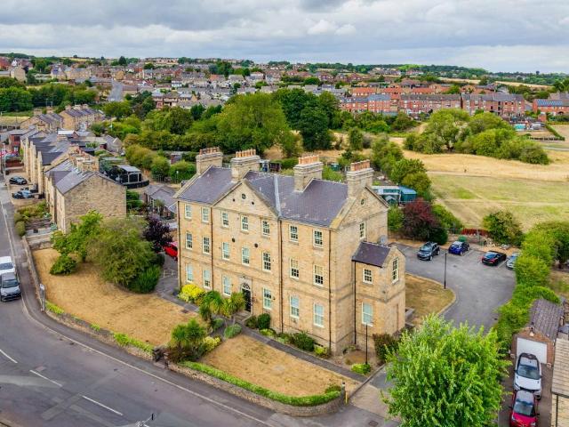 Flat for sale in Elsecar, South Yorkshire