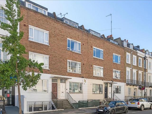 Flat for sale in Pimlico, Greater London