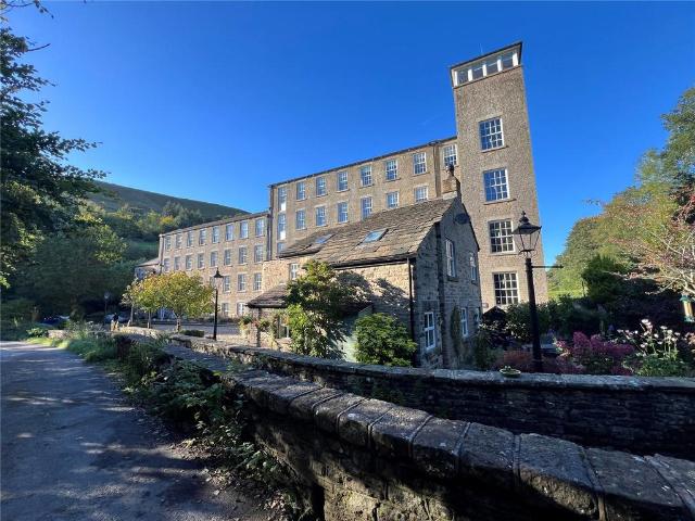 Flat for sale in Charlesworth, East Midlands