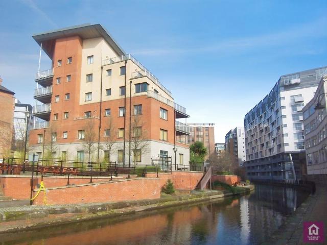 Flat for sale in Petersfield, Manchester