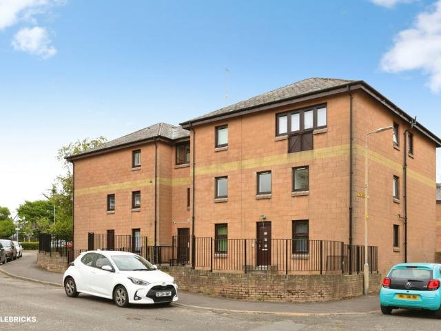 Flat for sale in Dalmuir, Clydebank