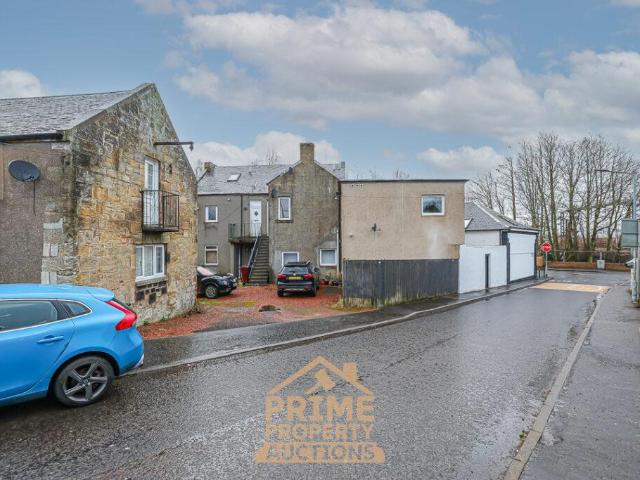 Flat for sale in Carstairs Junction, Scotland