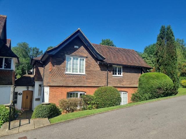 Flat for sale in Cross In Hand, East Sussex