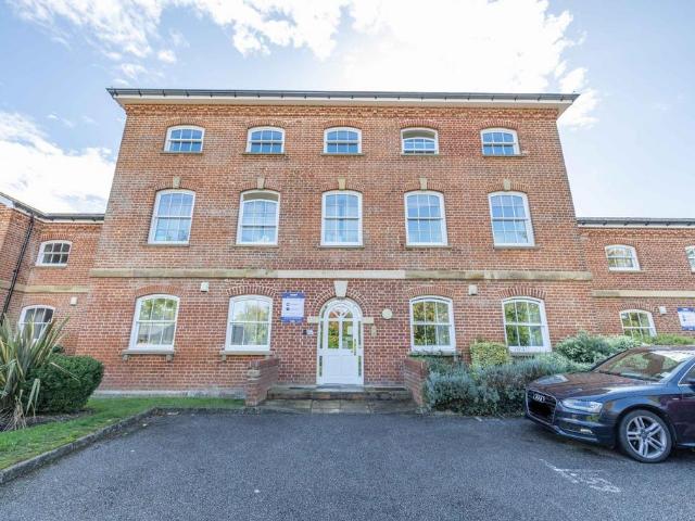 Flat for sale in Martyrs Field, The Bridge