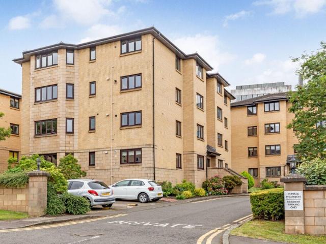 Flat for sale in Stockbridge, Scotland