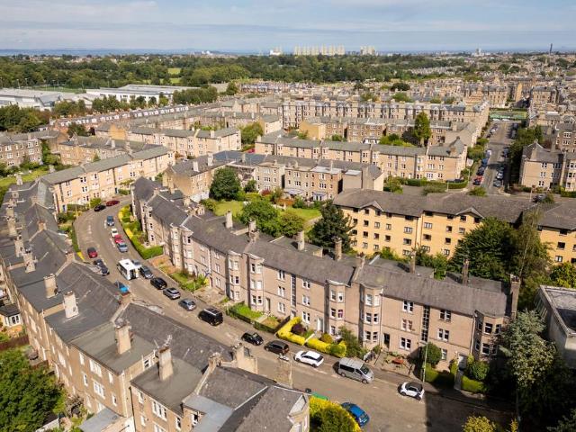 Flat for sale in Stockbridge, Scotland