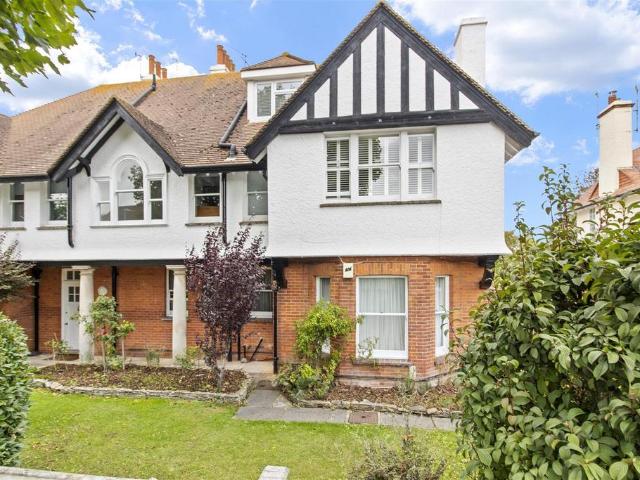 Flat for sale in Upperton, Eastbourne