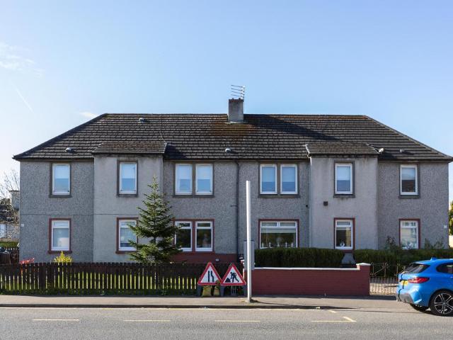 Flat for sale in Milnwood, Mossend