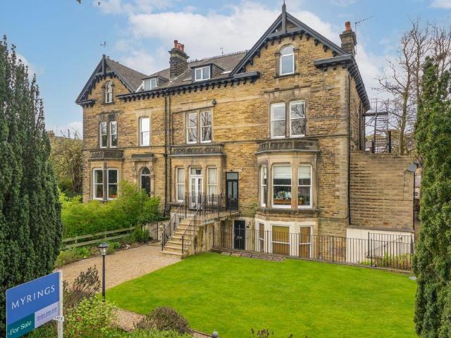 Flat for sale in Harlow, Harrogate