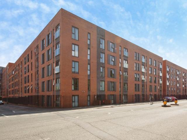 Flat for sale in Ordsall, Salford