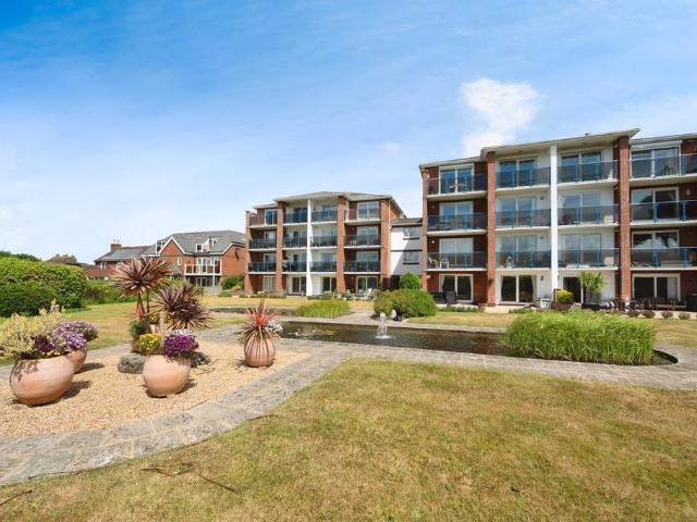 Flat for sale in Spring Vale, Hampshire