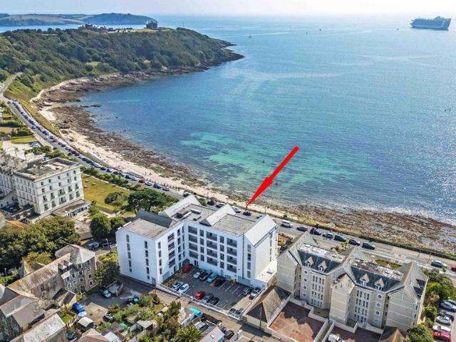 Flat for sale in Falmouth, Cornwall