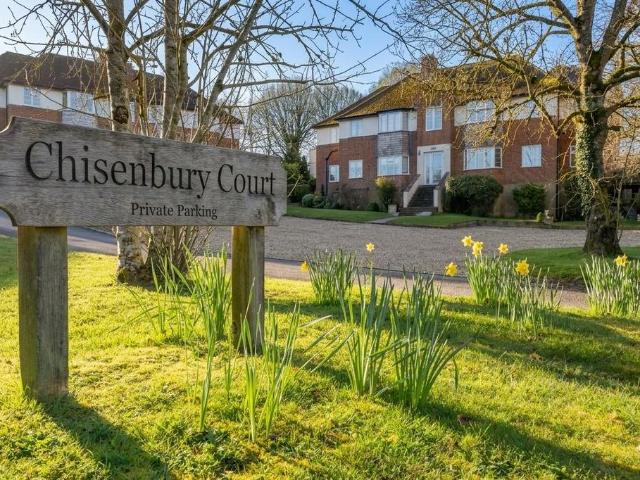 Flat for sale in Wiltshire